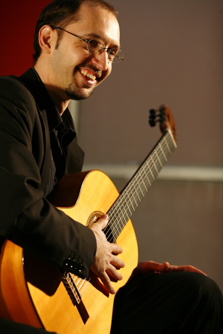 Fernando Perez, Guitarra mediterránea